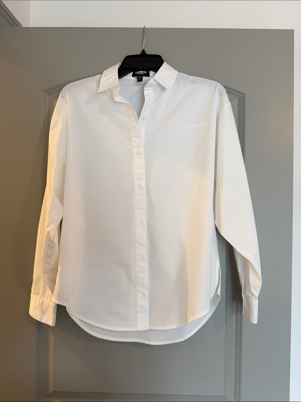 EXPRESS boyfriend Classic White Button-Down Shirt